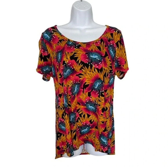 LuLaRoe Classic Scoop Neck Tee - Woman’s Size Large - Picture 3 of 6